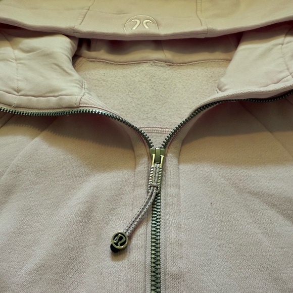 lululemon Scuba Full-Zip Cropped Hoodie - Picture 4 of 5